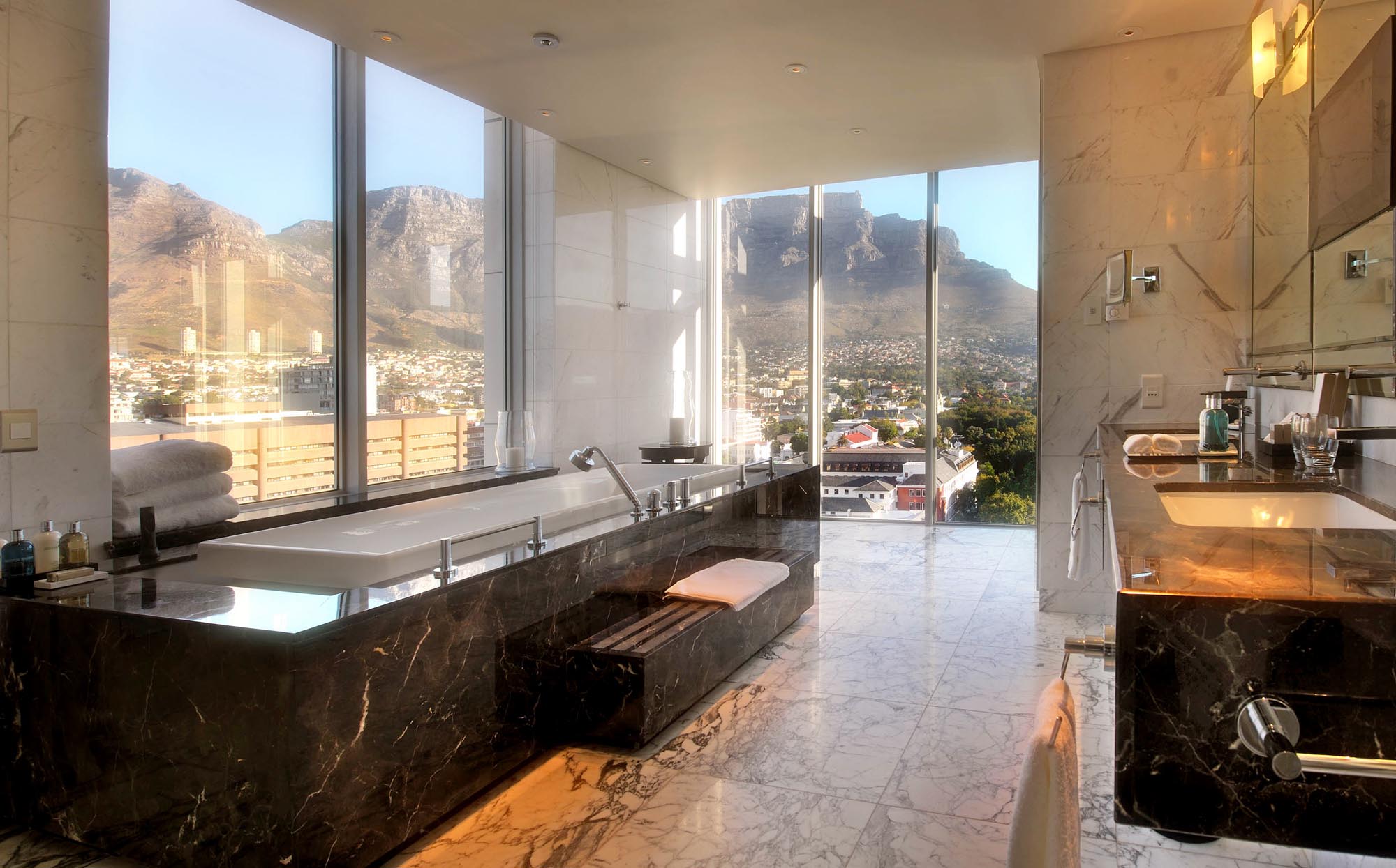 Taj Hotel - Cape Town - Suite